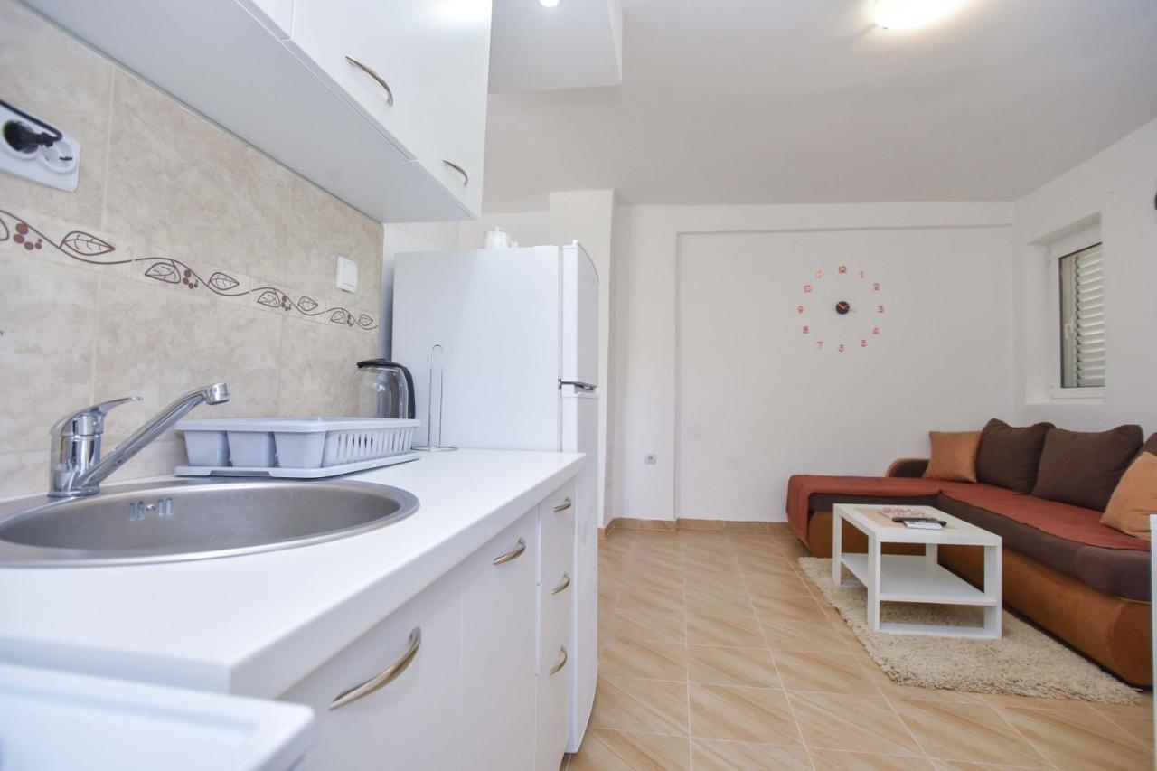 Ban Apartmani บุดวา ภายนอก รูปภาพ