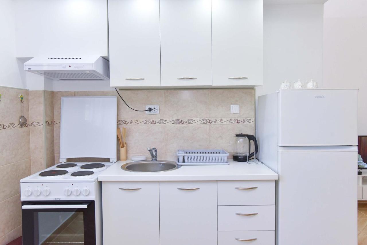 Ban Apartmani บุดวา ภายนอก รูปภาพ