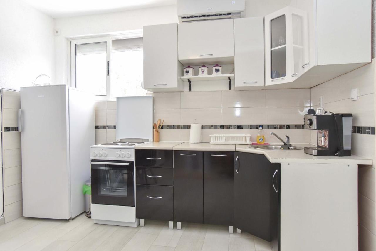 Ban Apartmani บุดวา ภายนอก รูปภาพ
