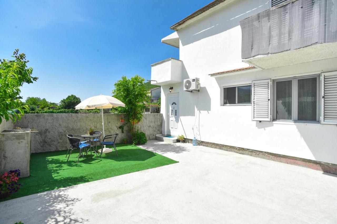Ban Apartmani บุดวา ภายนอก รูปภาพ